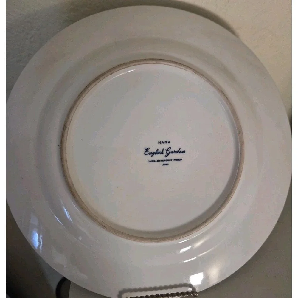 Hara English Garden Dinner Plate Japan 11 3/4 inches Blue‎ White Floral Basket